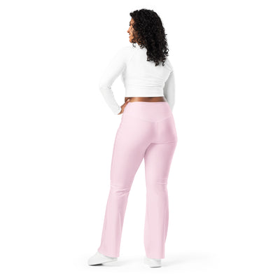 Cachy’s Urban high-waisted flared leggings for women, available in multiple colours, perfect for sporty and casual streetwear style