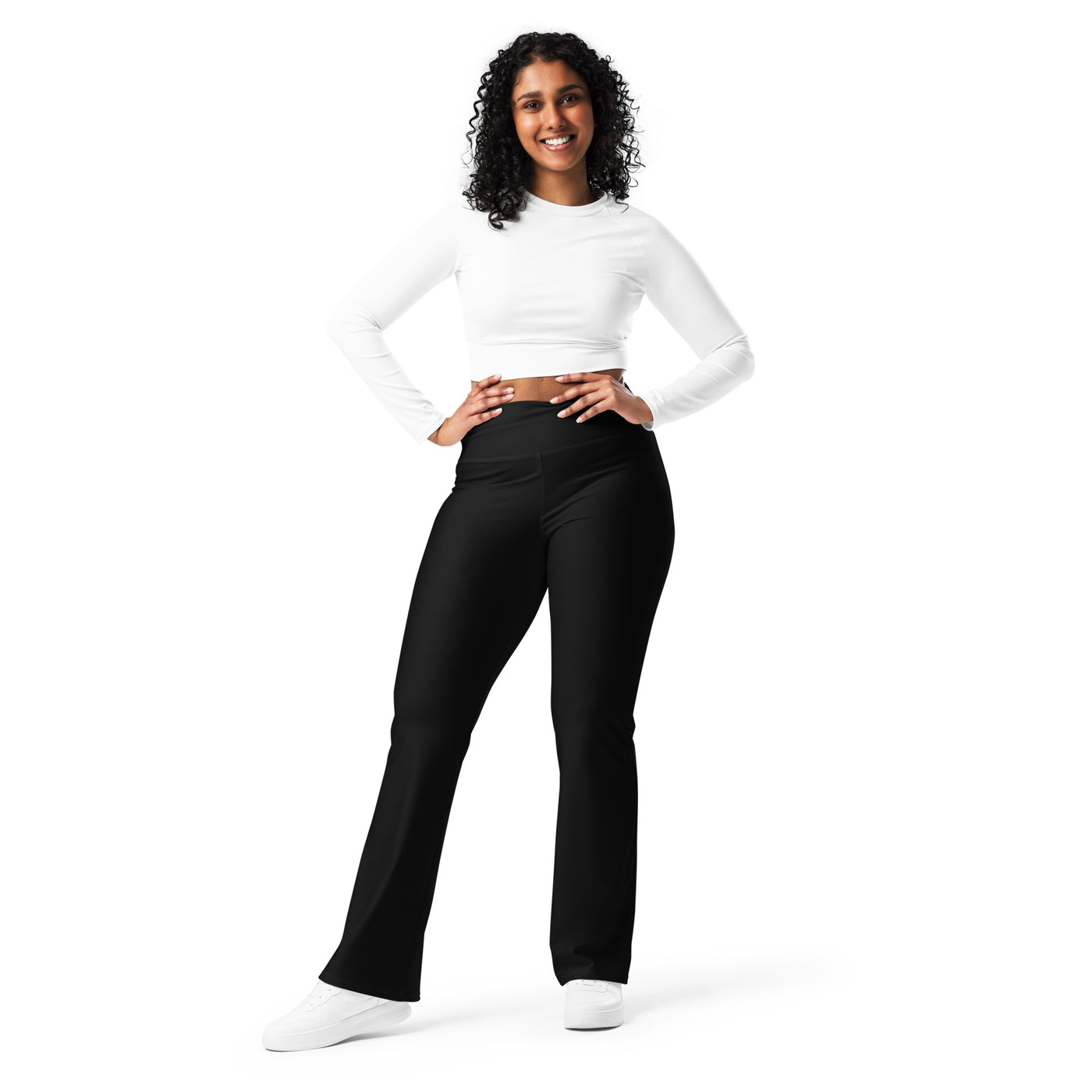 Cachy’s Urban high-waisted flared leggings for women, available in multiple colours, perfect for sporty and casual streetwear style