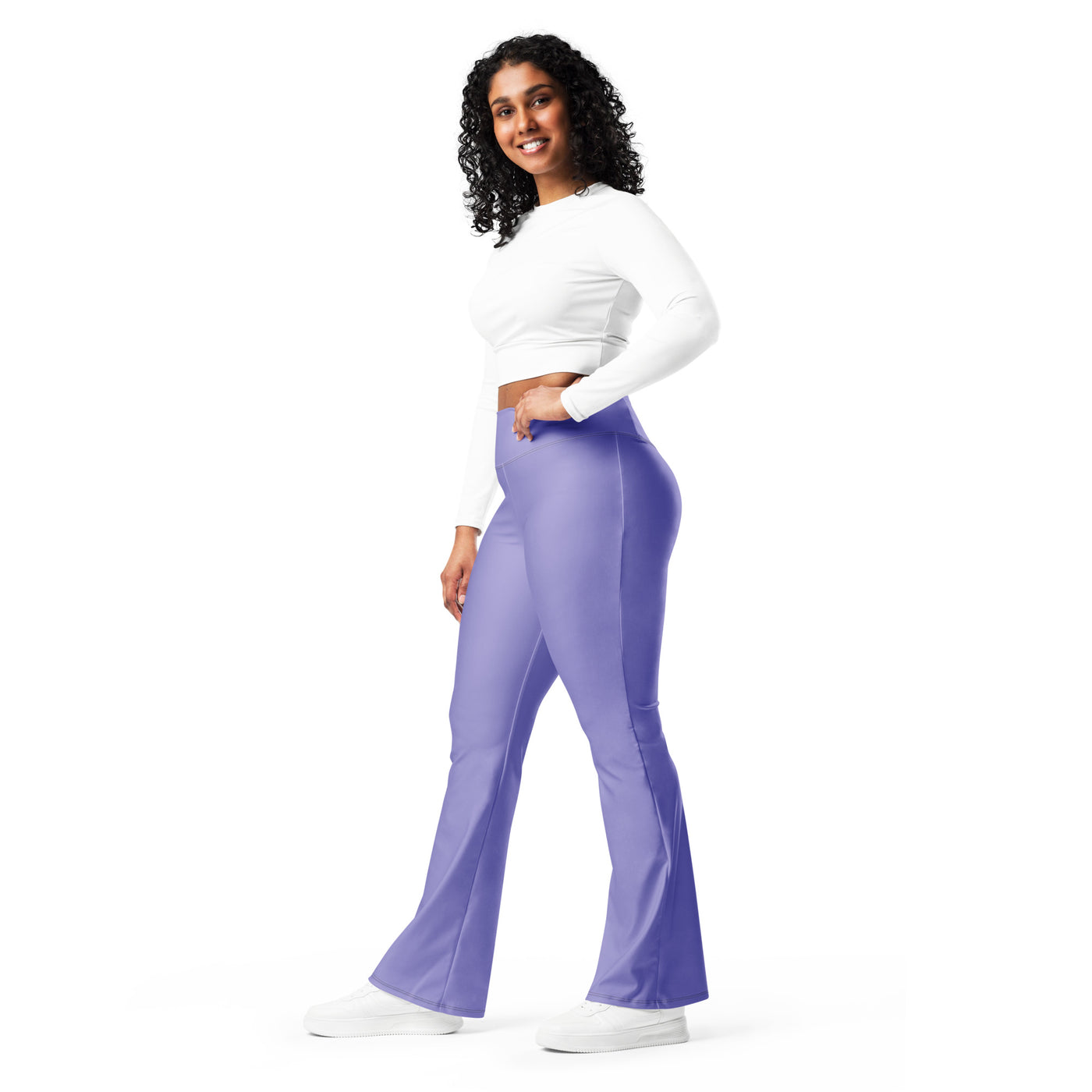 Cachy’s Urban high-waisted flared leggings for women, available in multiple colours, perfect for sporty and casual streetwear style