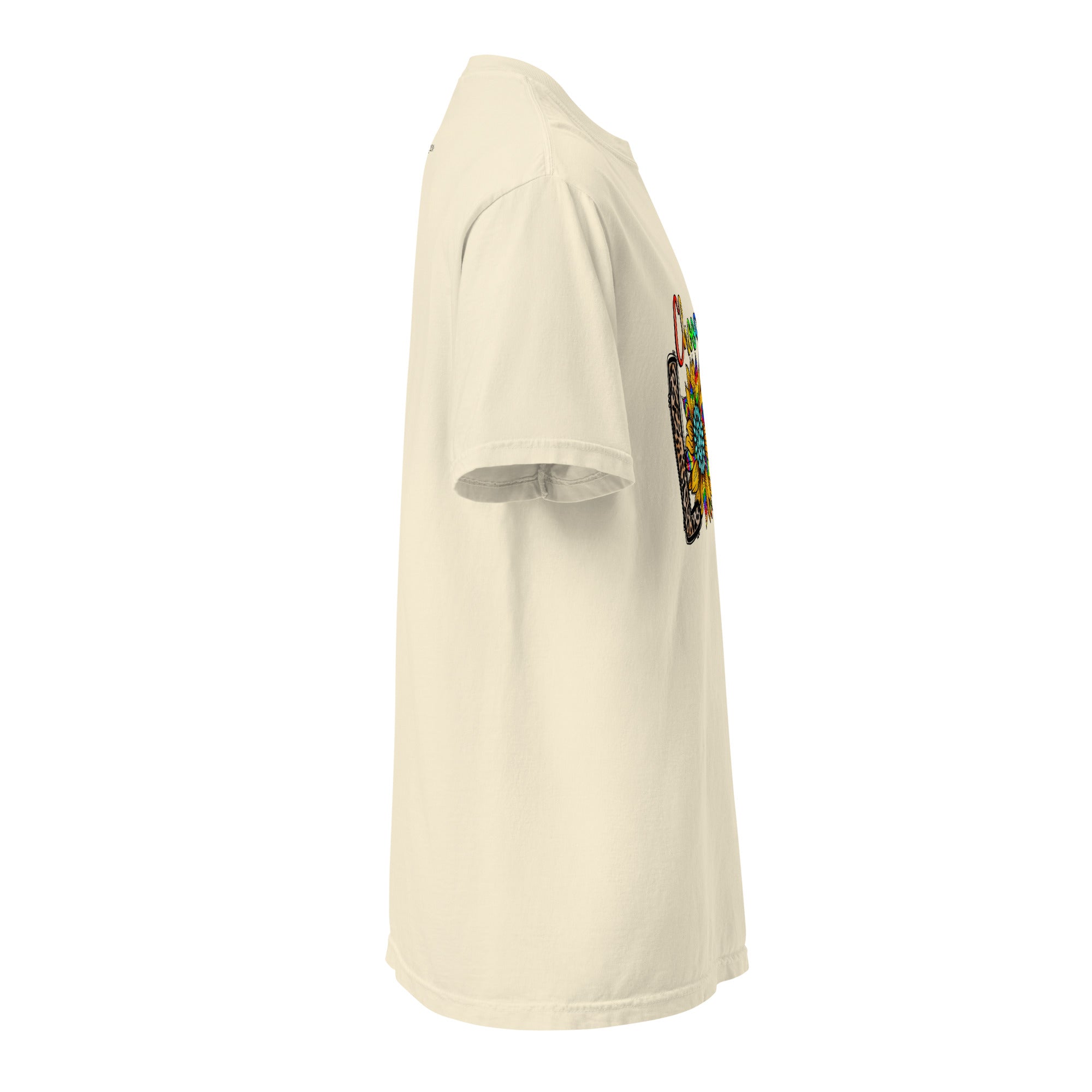 Cachy’s Urban t-shirt with colourful “Choose Love” graphic featuring sunflower and rainbow design